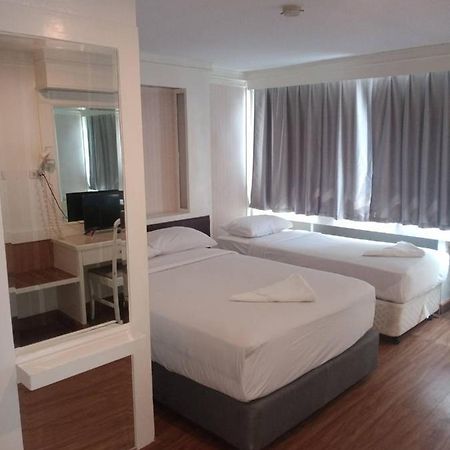 Royal Garden Home Hotel Bangkok Eksteriør billede